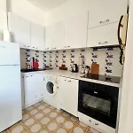 Cortina 2-24 Apartamento *