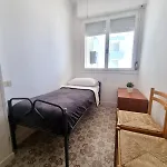 Cortina 2-24 Apartamento