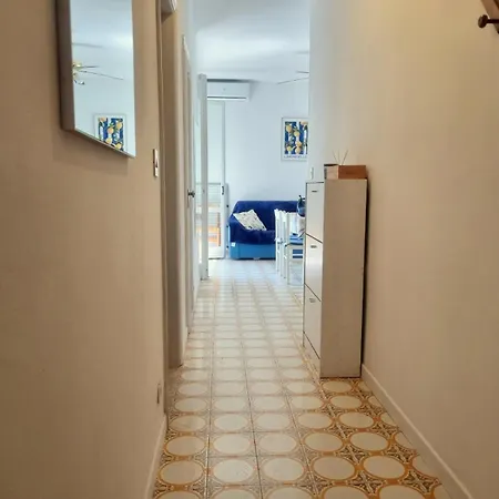 Cortina 2-24 Apartamento *