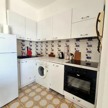 Cortina 2-24 Apartamento *